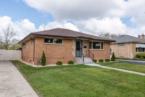 2234 S 18th AVE, Broadview, IL 60155
