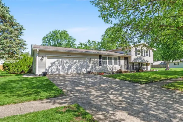 2502 Southwood DR, Champaign, IL 61821