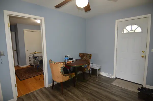 426 Brown ST, Wauconda, IL 60084