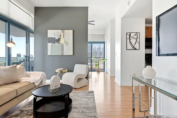 340 W Superior ST #1009, Chicago, IL 60654