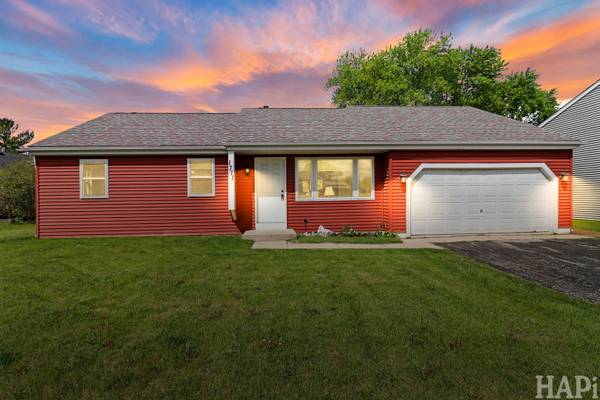 1711 N Orleans ST, Mchenry, IL 60050
