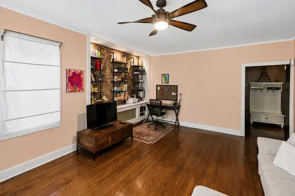 1653 W Olive AVE #1E, Chicago, IL 60660