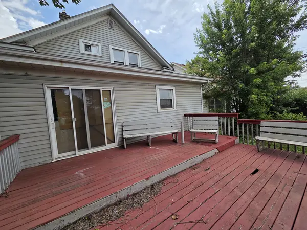 506 S Lincoln AVE, Davenport, IA 52802