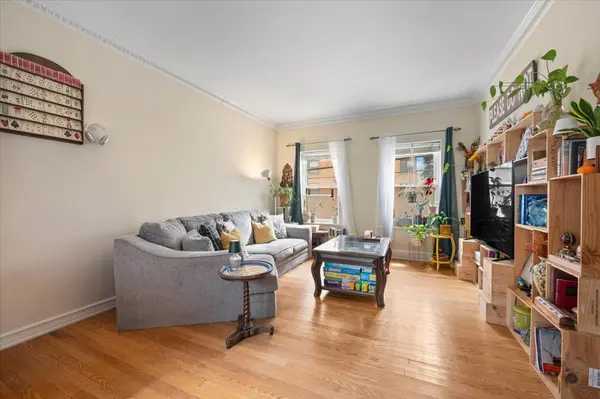 853 W Carmen AVE #1D, Chicago, IL 60640