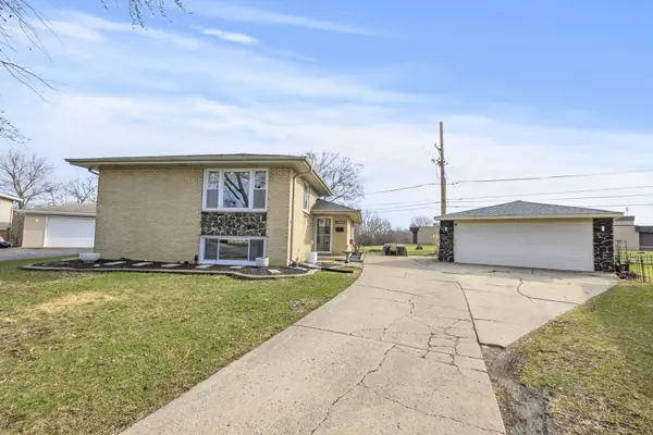 16409 Laura LN, Oak Forest, IL 60452