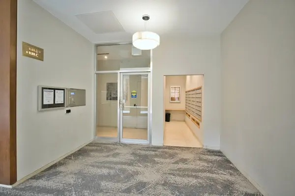 3950 N Lake Shore DR #1423D, Chicago, IL 60613