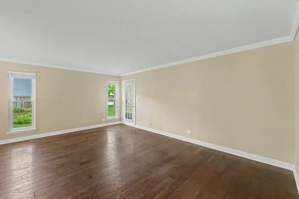 52 Brookston DR #D1, Schaumburg, IL 60193