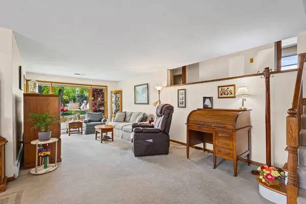 21 N Waterman AVE, Arlington Heights, IL 60004