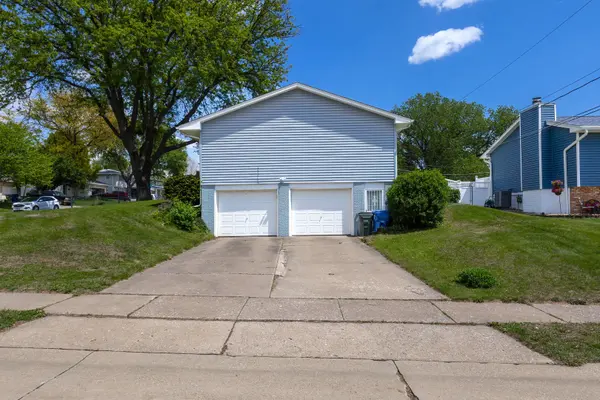 2665 W 35th ST, Davenport, IA 52806