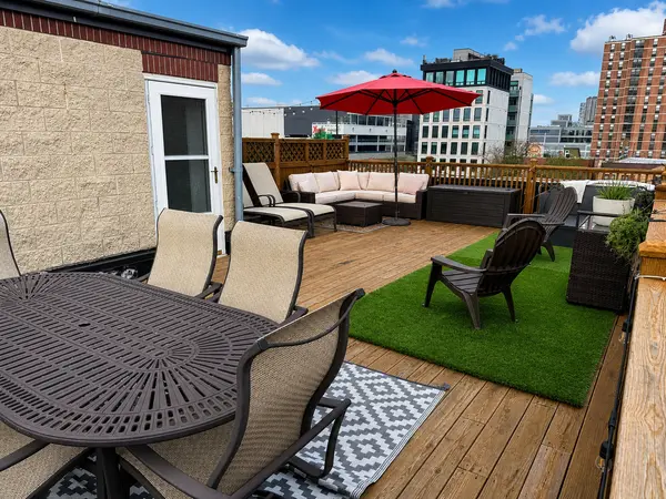 540 W Oakdale AVE #4E, Chicago, IL 60657