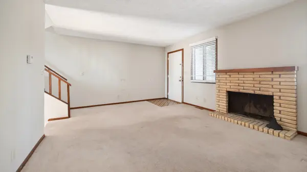 1108 E Jefferson ST #7, Bloomington, IL 61701