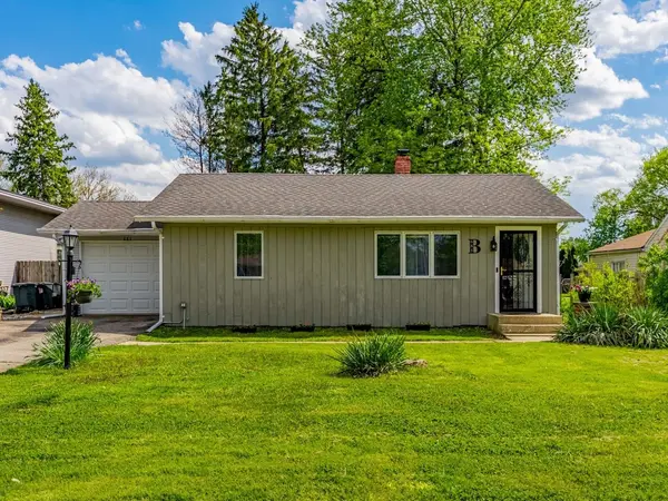 17W685 Lorraine AVE, Addison, IL 60101