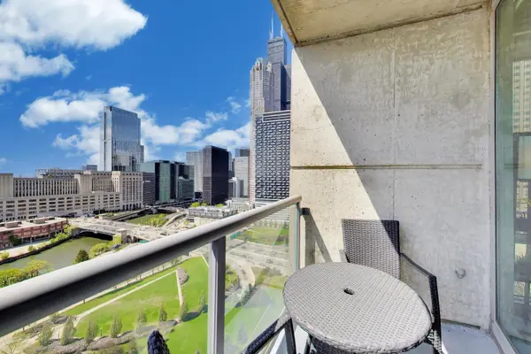 611 S Wells ST #2204, Chicago, IL 60607