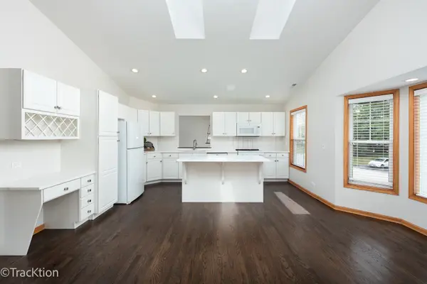 321 Kresswood DR #6D, West Chicago, IL 60185