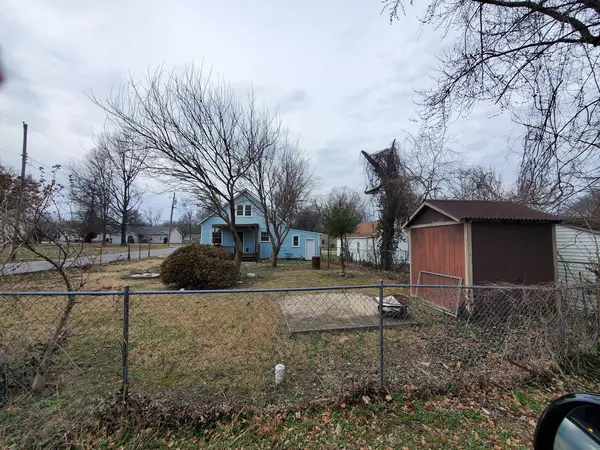 511 W Baird ST, Carbondale, IL 62901