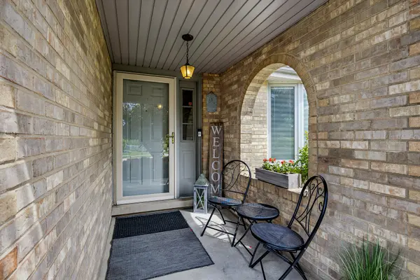 13853 Logan DR, Orland Park, IL 60467