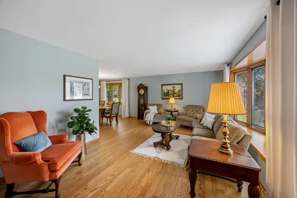 13853 Logan DR, Orland Park, IL 60467
