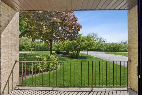 6600 S Brainard AVE #110, Countryside, IL 60525