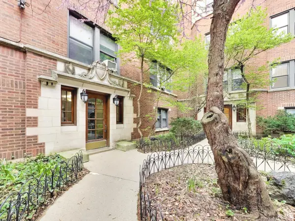5465 S Ingleside AVE #2W, Chicago, IL 60615