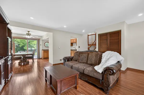 849 Hemlock DR, Sleepy Hollow, IL 60118