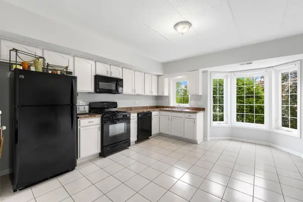 7809 Bristol Park DR #2SW, Tinley Park, IL 60477