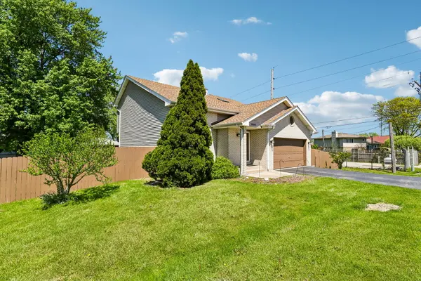 4858 W 115th ST, Alsip, IL 60803