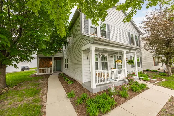 316 Ogden Falls BLVD #316, Oswego, IL 60543