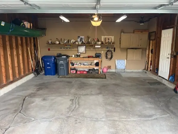 3048 Parkwild DR #0, Bettendorf, IA 52722