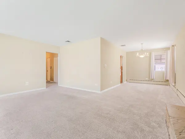 7350 N Octavia AVE, Chicago, IL 60631