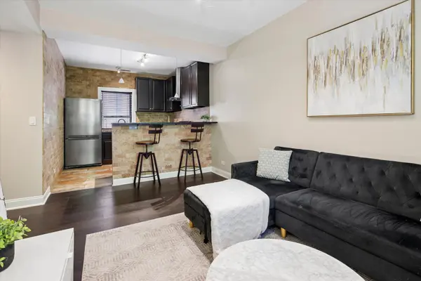 4912 N Kedzie AVE #1W, Chicago, IL 60625