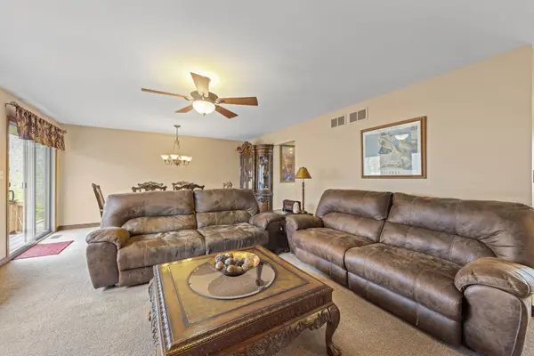 9001 E Mcevilly RD, Minooka, IL 60447