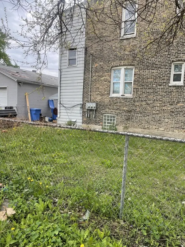 339 N Central Park AVE, Chicago, IL 60624