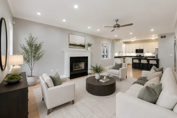 2031 W Augusta BLVD #1, Chicago, IL 60622