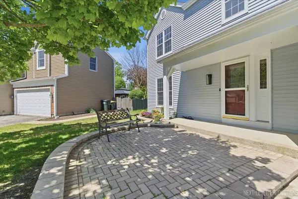 1340 Nantucket CT, Carol Stream, IL 60188