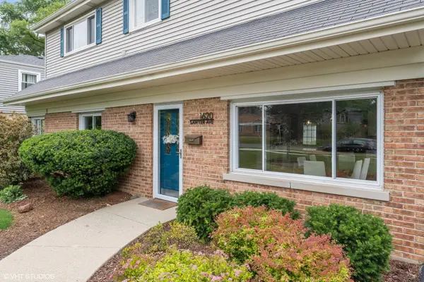 1620 Sawyer AVE, Glen Ellyn, IL 60137