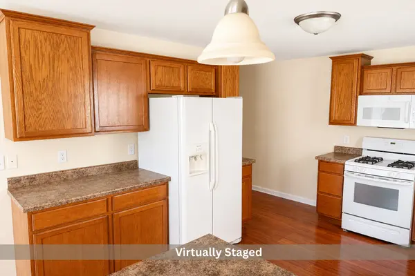 1705 W River ST #B, Dixon, IL 61021