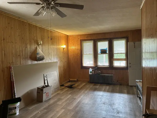 9147 S Dante AVE, Chicago, IL 60619