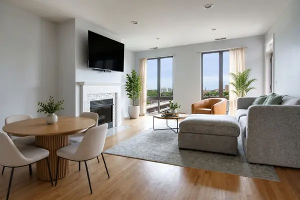 343 W Old Town CT #705, Chicago, IL 60610