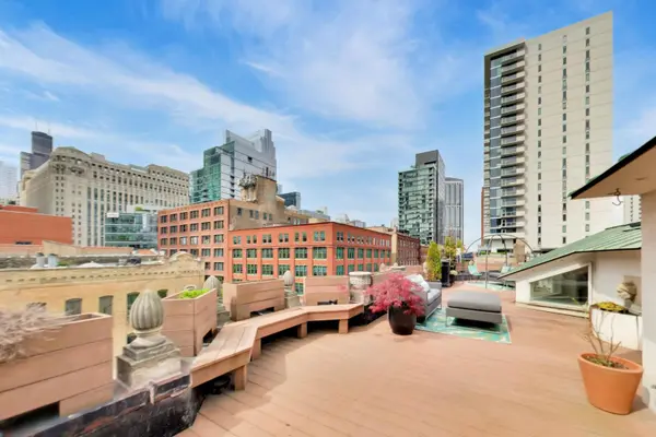 501 N Wells ST #3W, Chicago, IL 60654