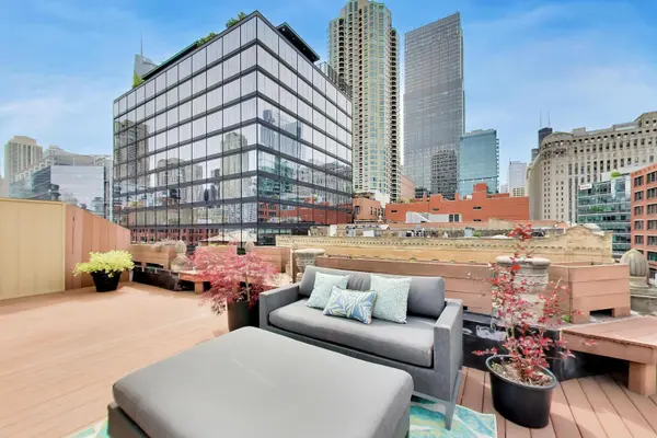 501 N Wells ST #3W, Chicago, IL 60654