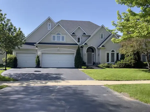 2404 Comstock CT, Naperville, IL 60564