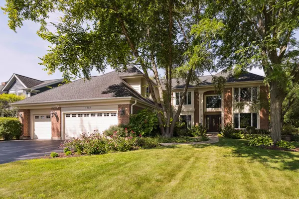 1814 Brandywyn LN, Buffalo Grove, IL 60089