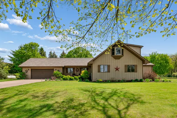 9590 Brown RD, Morris, IL 60450