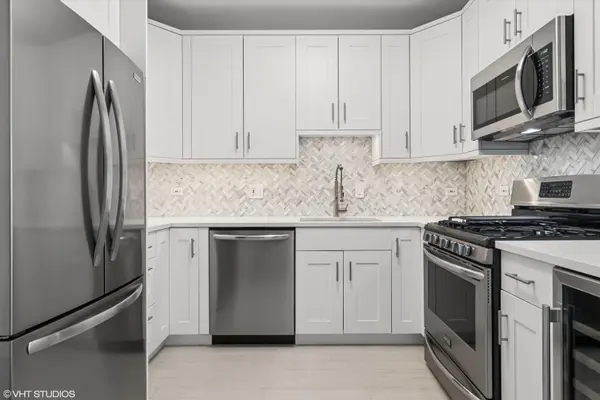 600 N DEARBORN ST #1509, Chicago, IL 60654