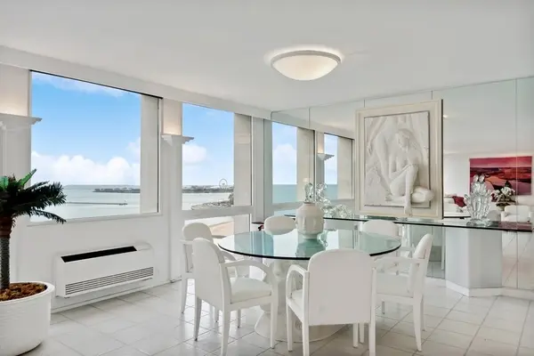 1240 N Lake Shore DR #14A, Chicago, IL 60610