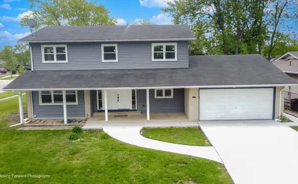 99 Essex RD, Elk Grove Village, IL 60007