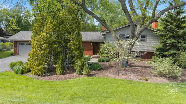 34W246 Giese RD, Batavia, IL 60510