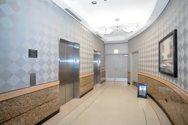 1600 S Prairie AVE #2102, Chicago, IL 60616