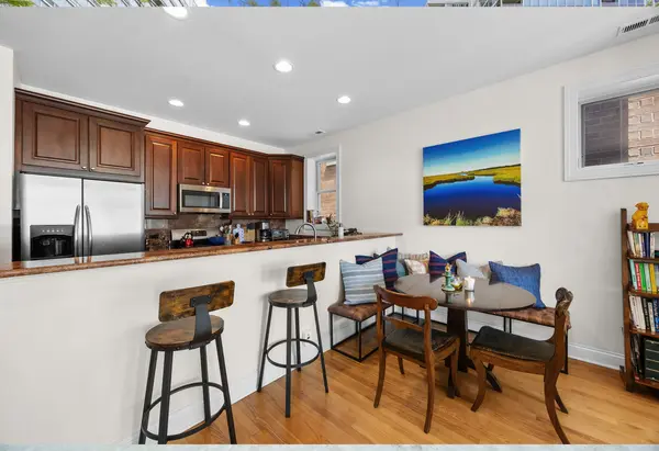 1122 W Hubbard ST #4E, Chicago, IL 60642