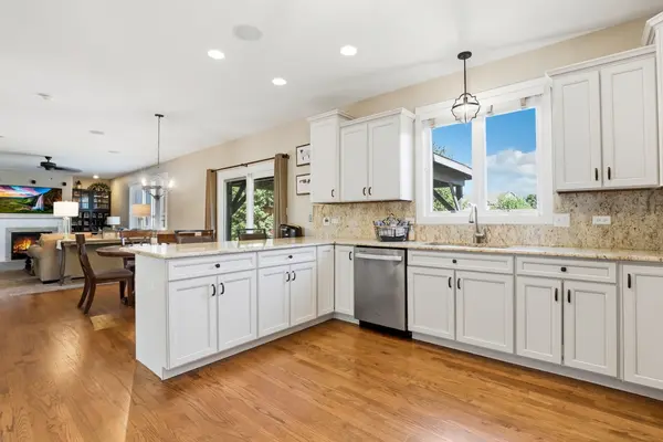 2806 Cole LN, New Lenox, IL 60451